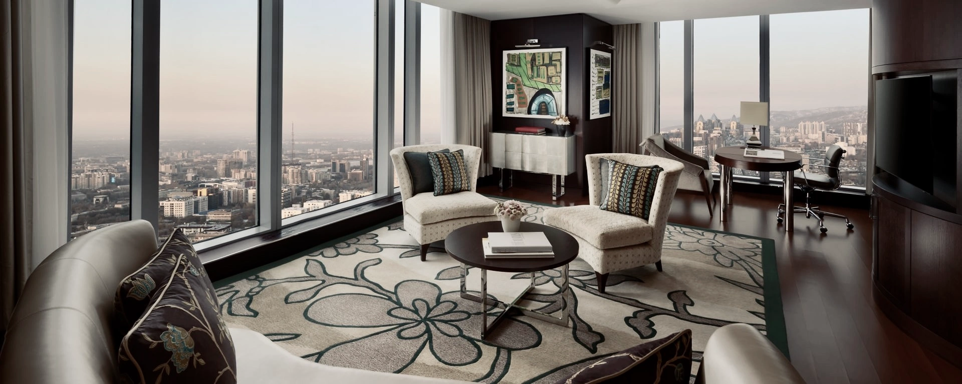 Carlton Suite