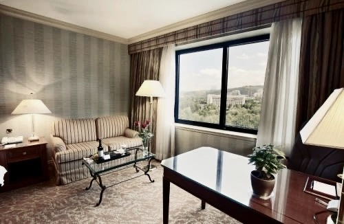 Executive Room